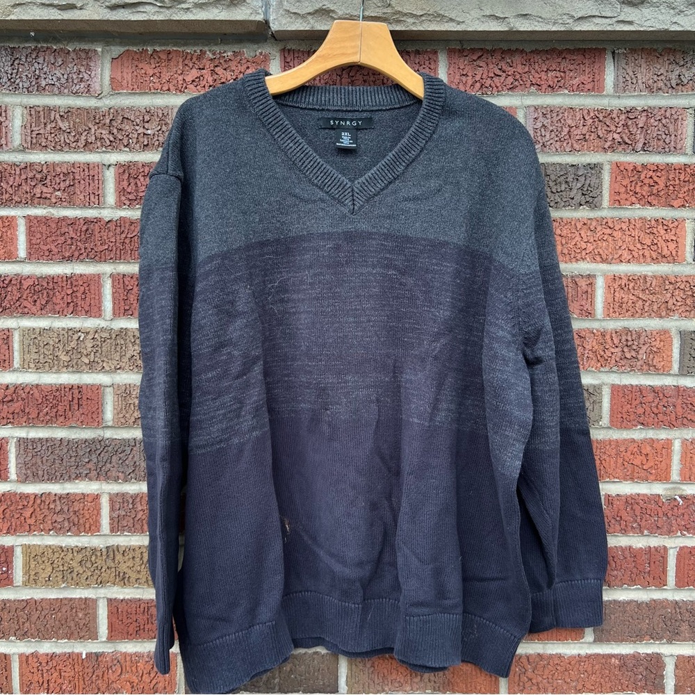 Synrgy Gray Colorblock Ombré Men’s Pullover V Neck Sweater